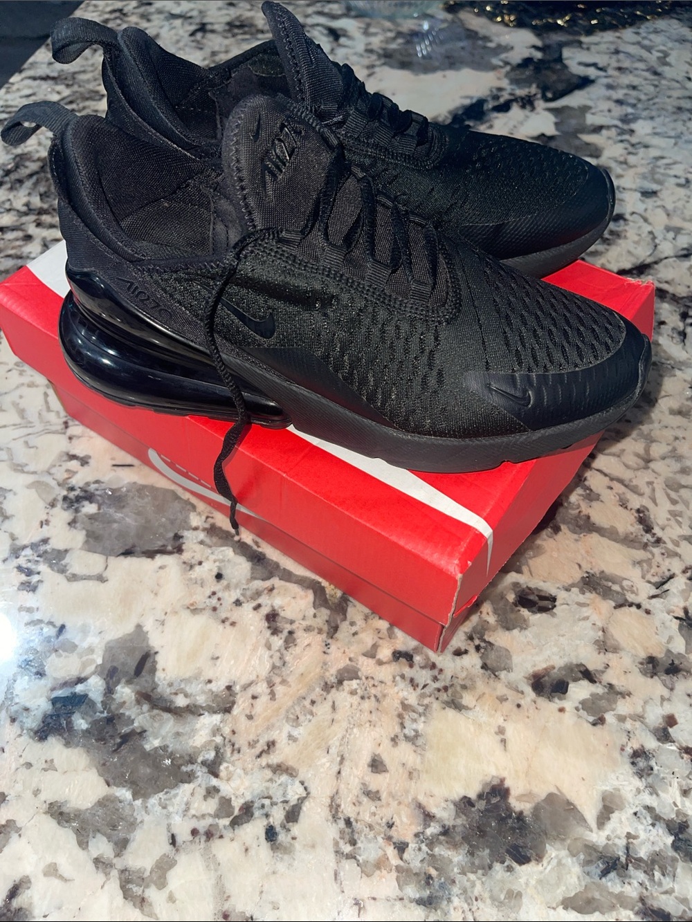 Nike Men’s Air Max 270 - Black Size 7Y